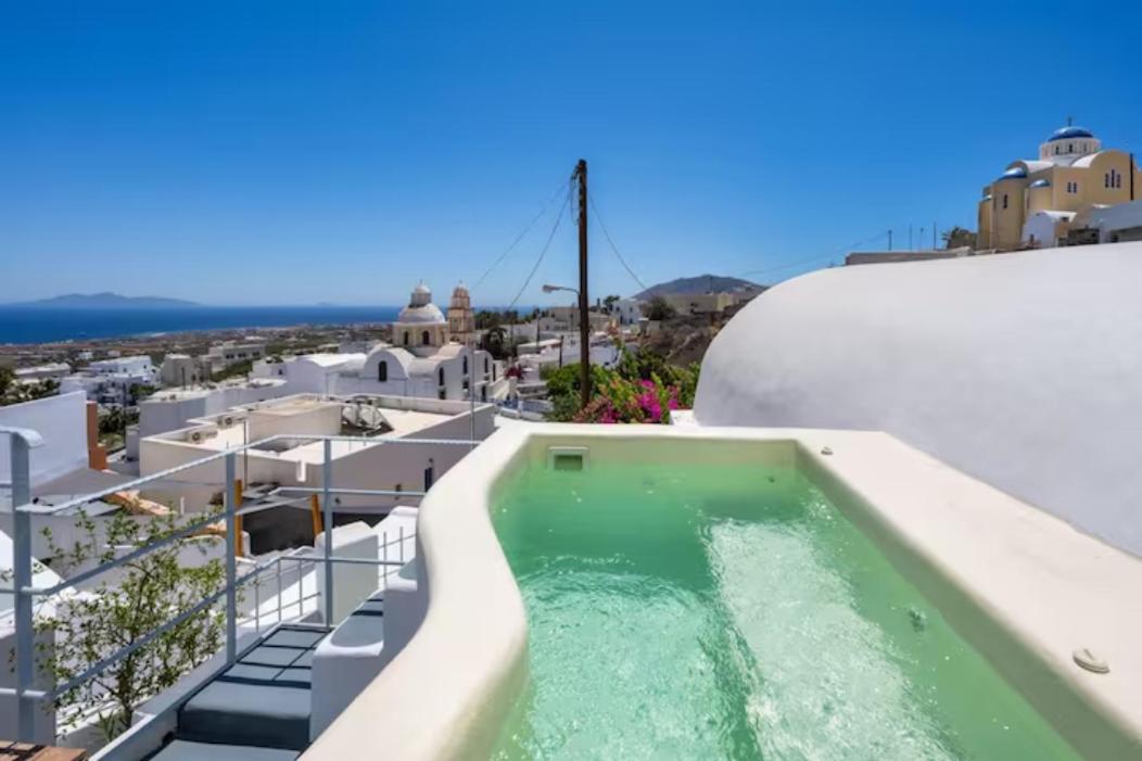 Petit Village - Housity