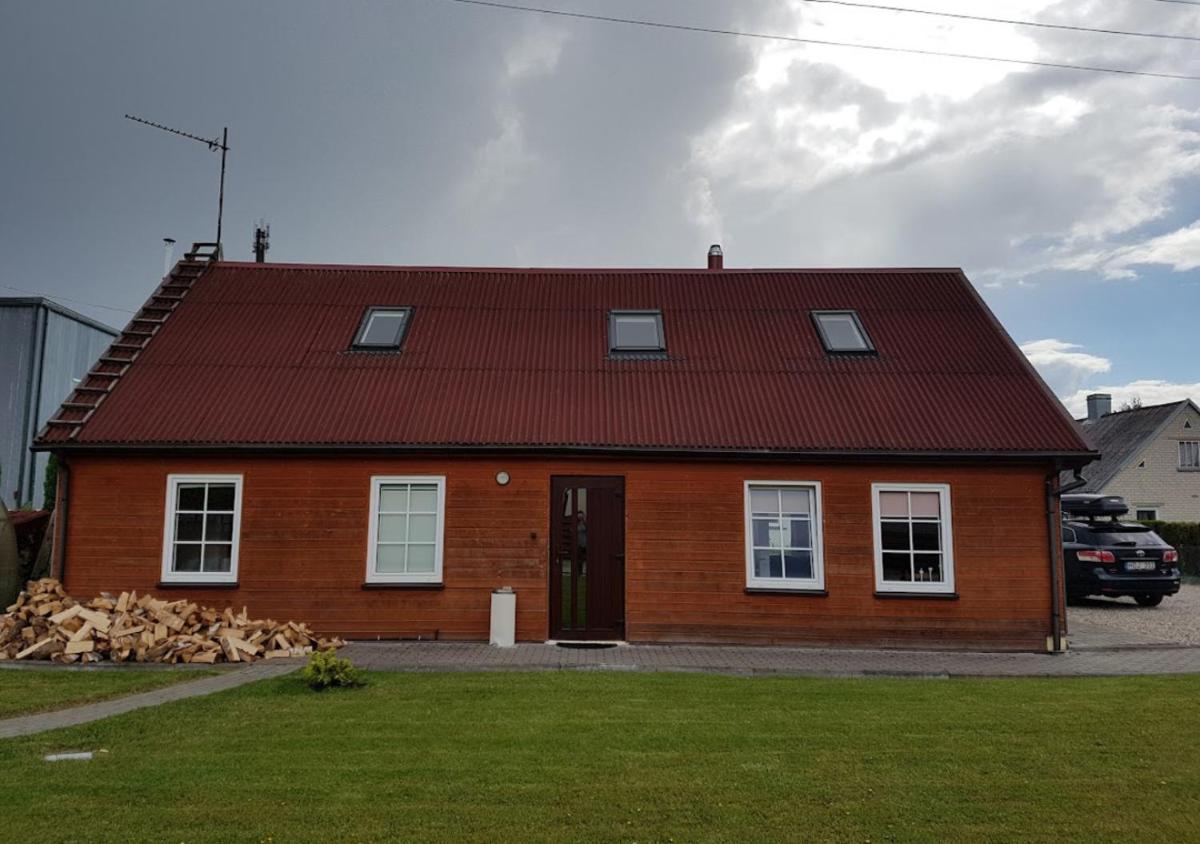 Vila House in the city center of Ukmerge - Housity