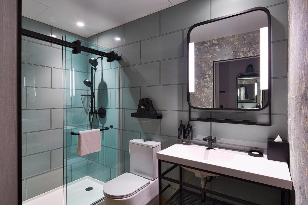Suitetrails - Hotel Indigo NYC Financial District, an IHG Hotel