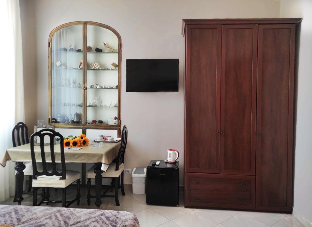 Mara's House - Housity
