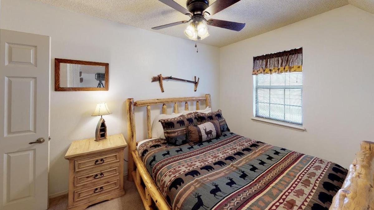 Peaceful Rivers Edge On Tenderfoot With High Speed Wifi - Housity