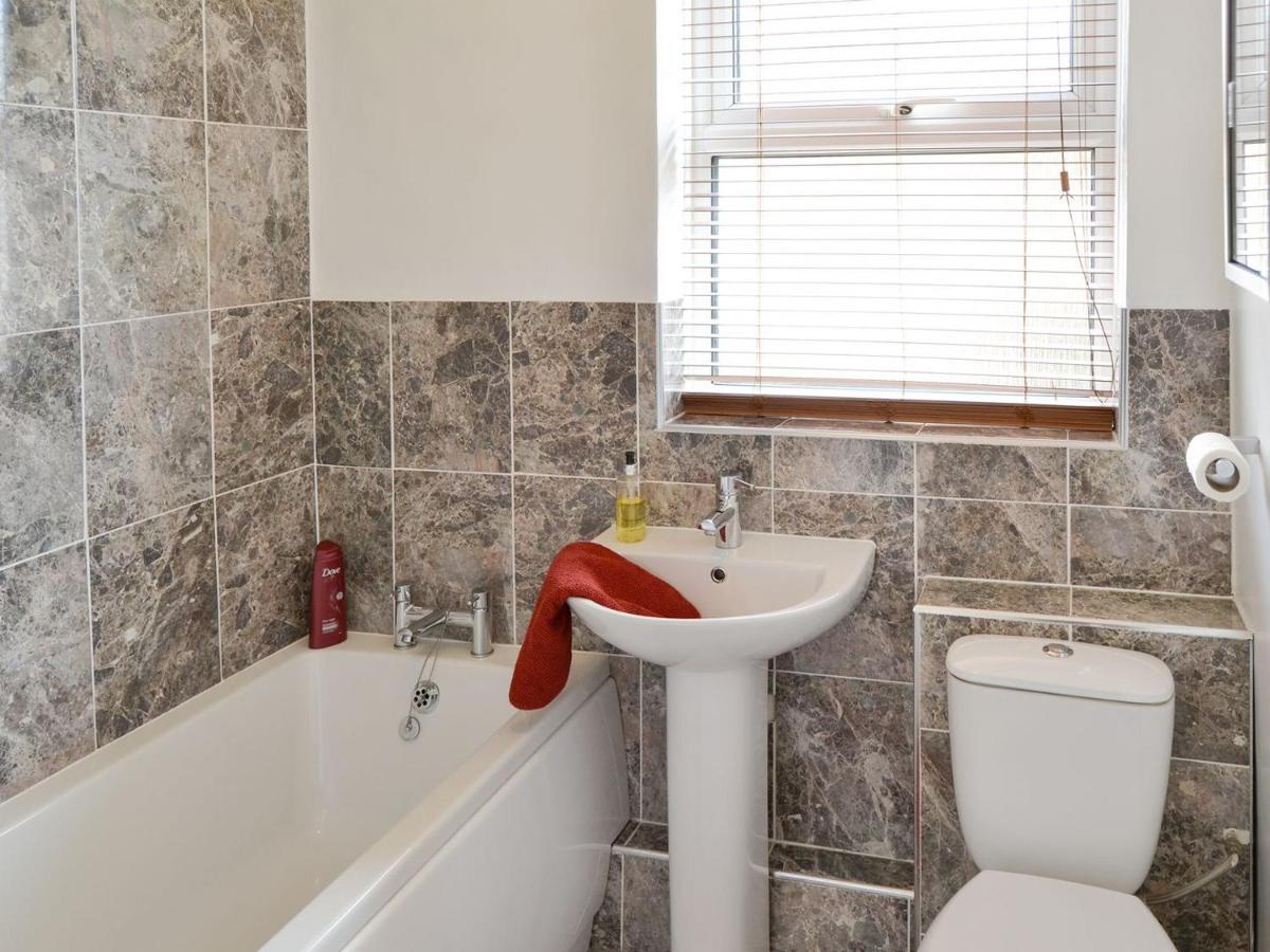 Elf Cottage - Housity