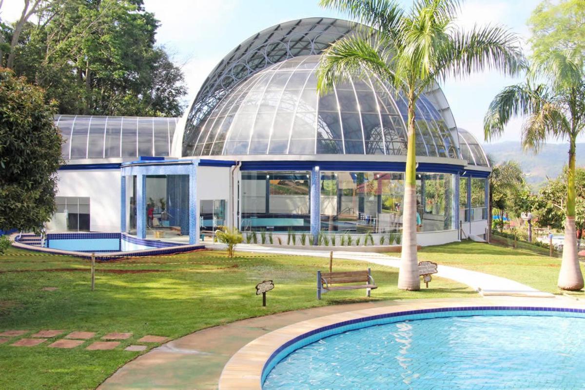 APT MODERNO À 60 METROS DO TERMAS - Housity