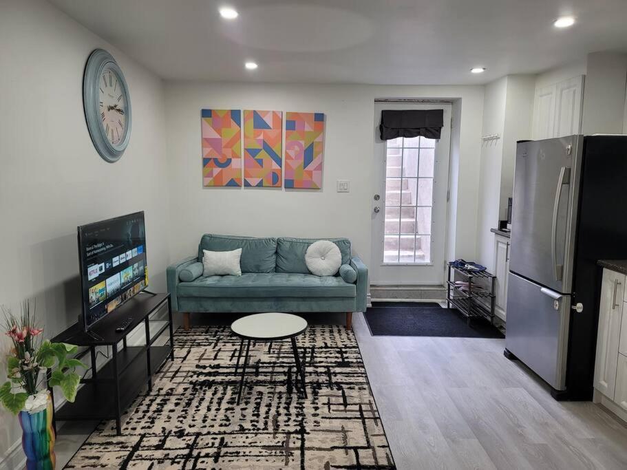Newly built 2 Bedroom Basement Apartment - Housity
