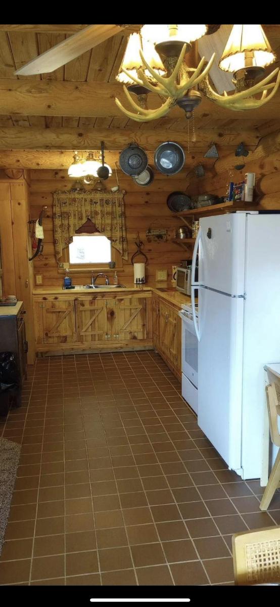 Carries Cabin - Housity