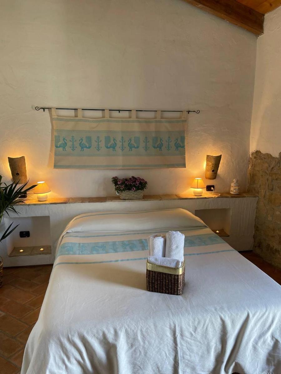 Hammam Rooms, Cagliari, Senorbí, Sardegna - Housity