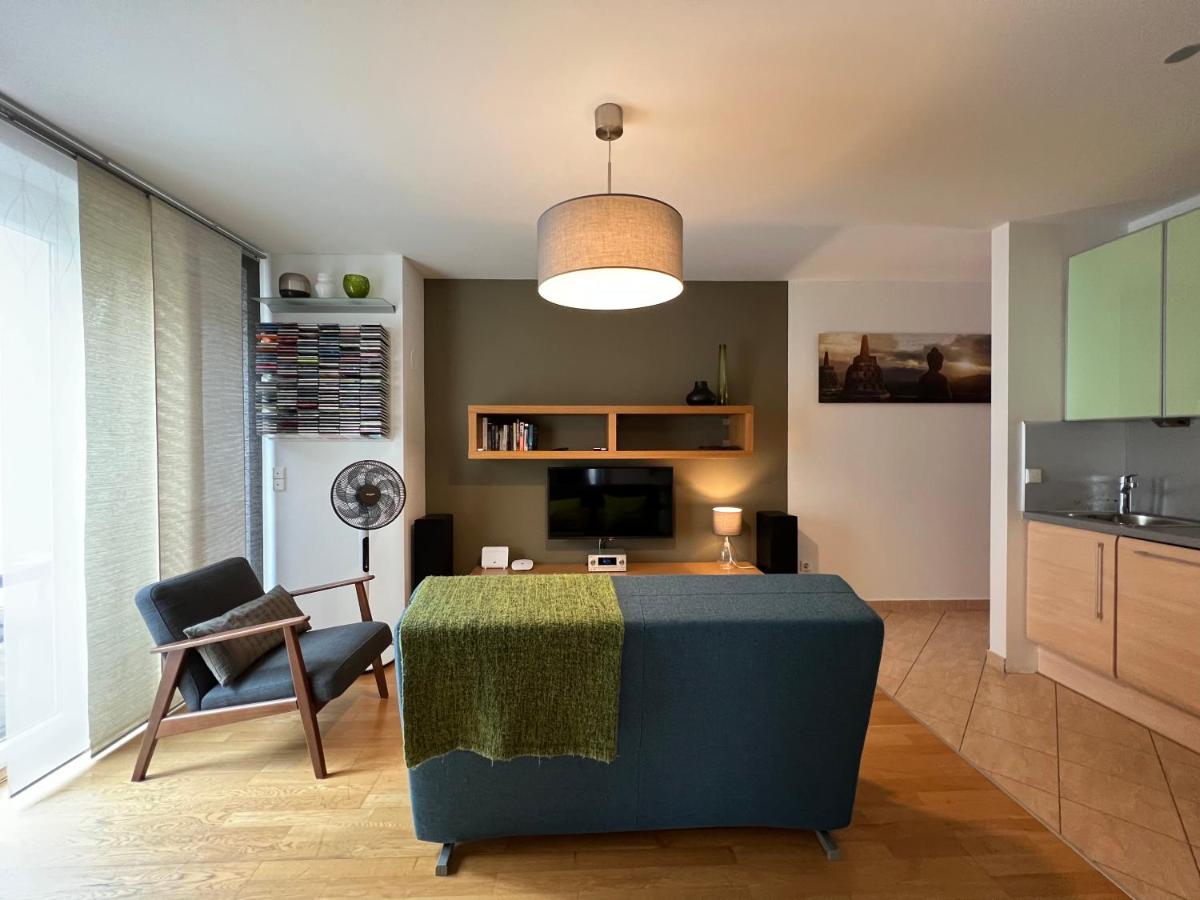 Feels-Like-Home Apt @ Praterstern - Hizvo