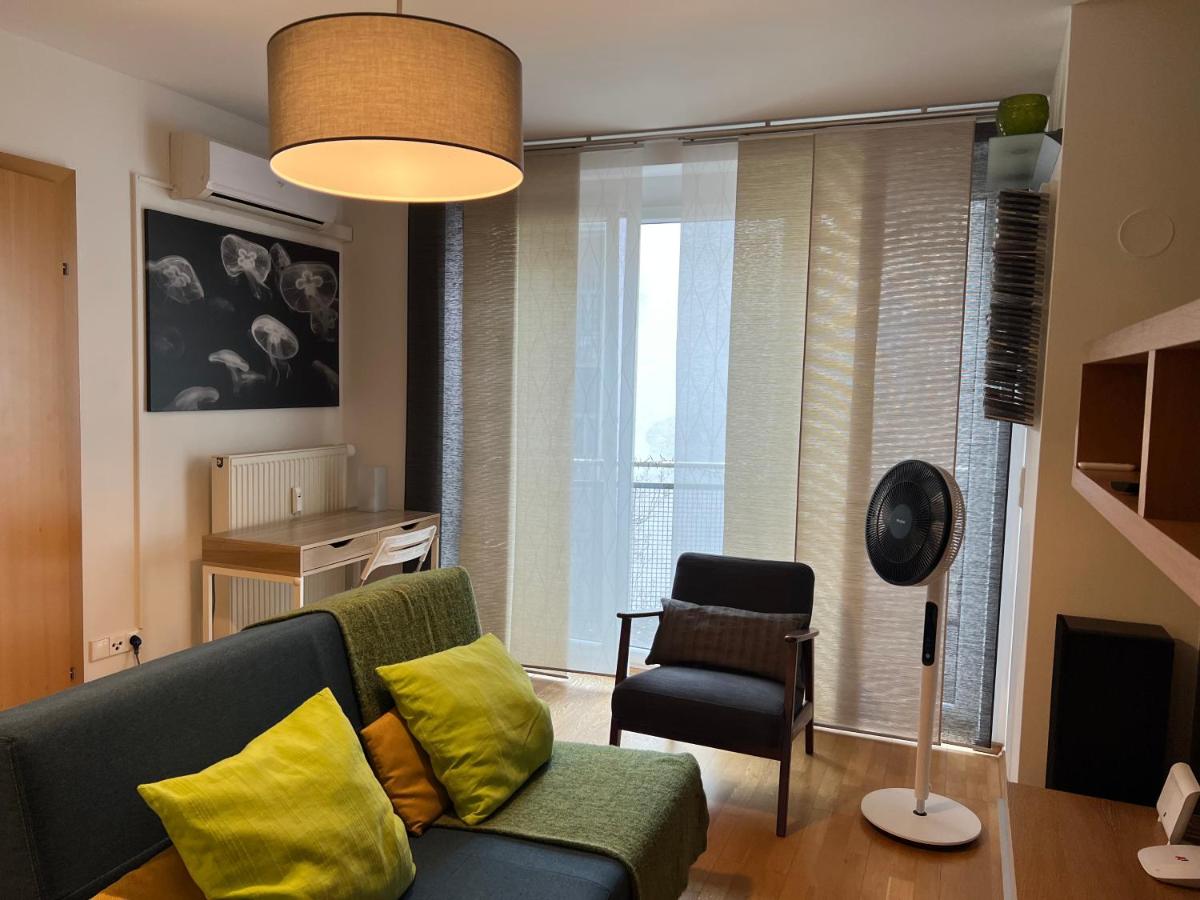 Feels-Like-Home Apt @ Praterstern - Hizvo