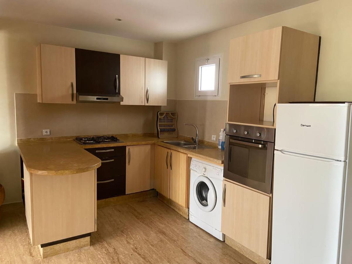Adorable appartement à Marina Smire - Housity