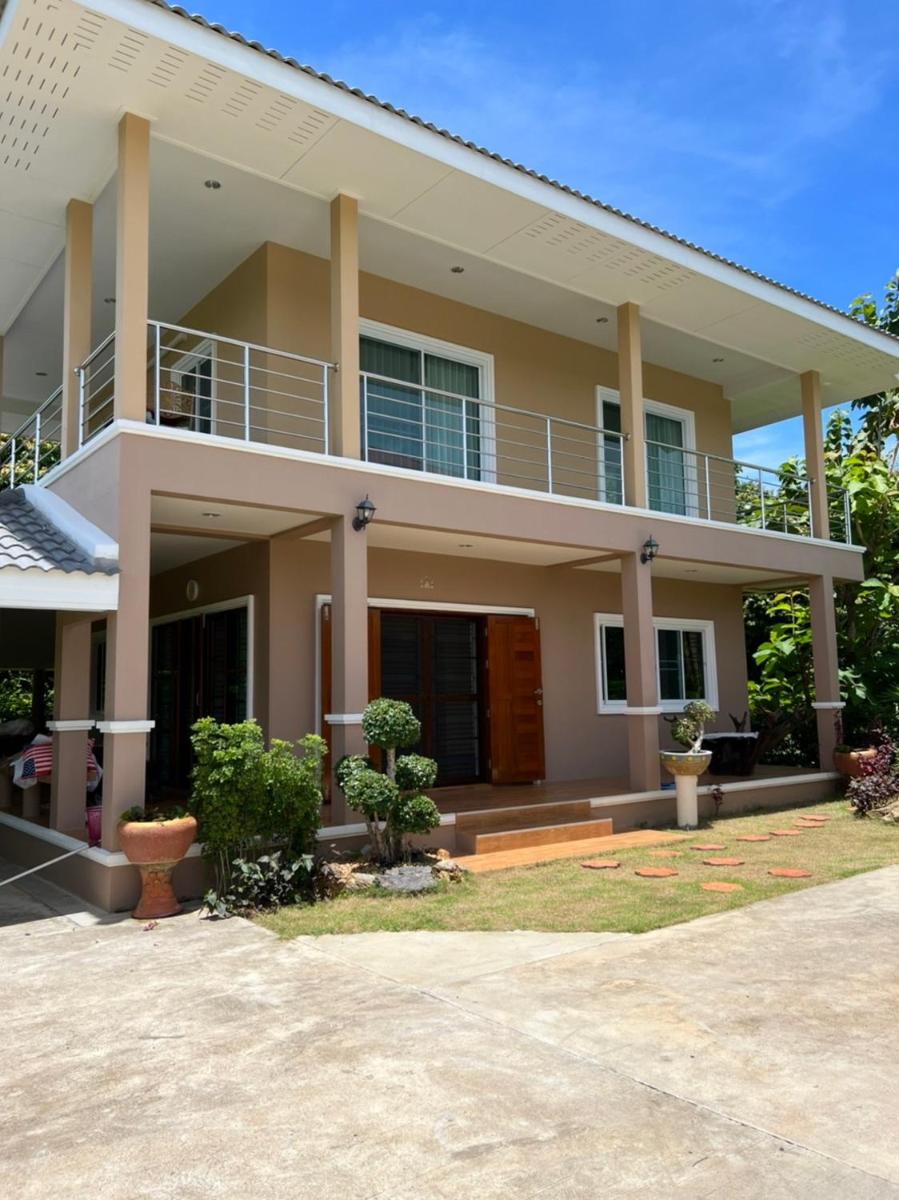 New home family rayong baanediiyw sraangaihm aiklchaayhaad tawemuue ngray ng - Housity