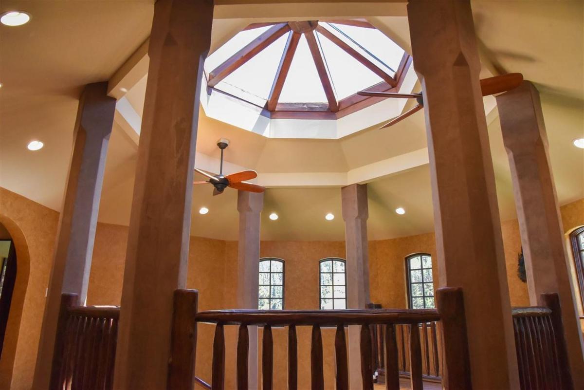 Brown Bear Lodge - - Housity