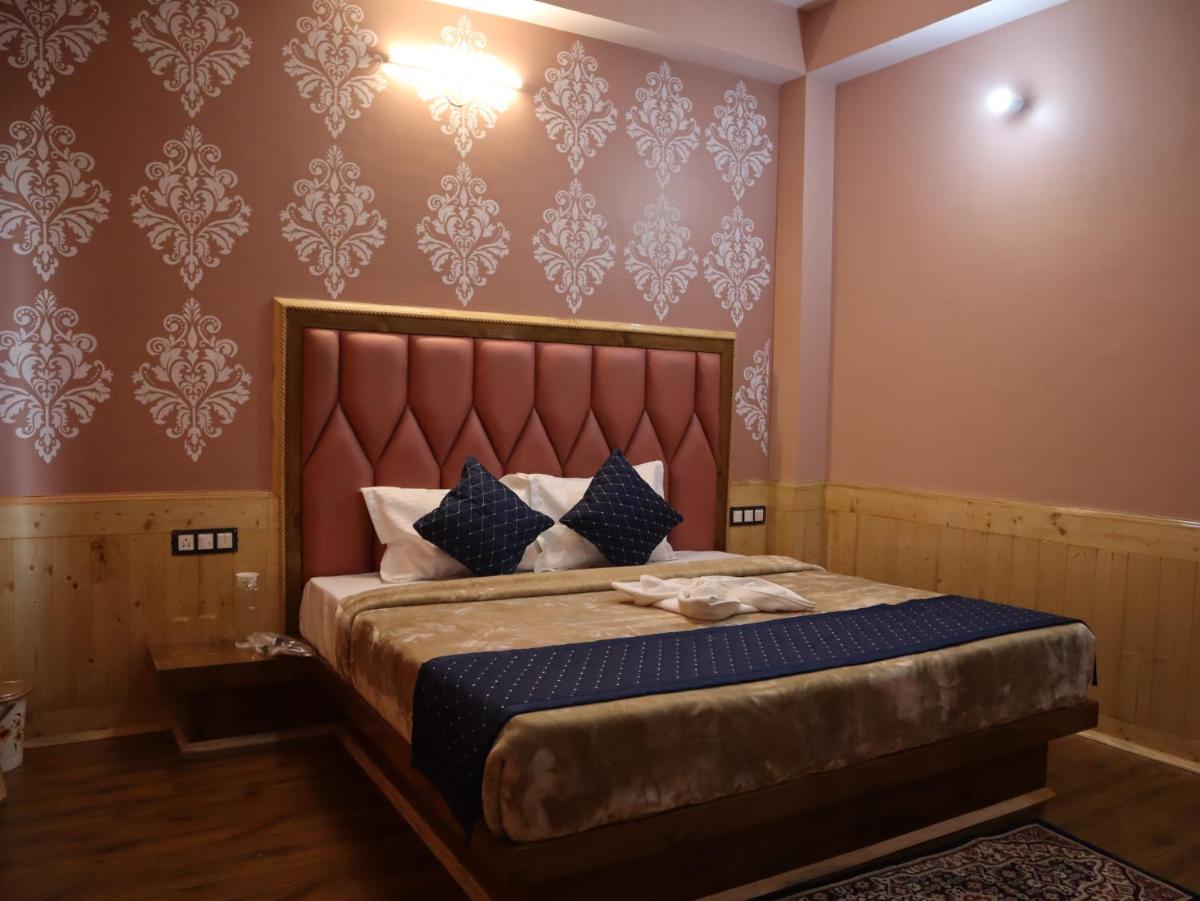 Suitetrails - Naldehra Greens