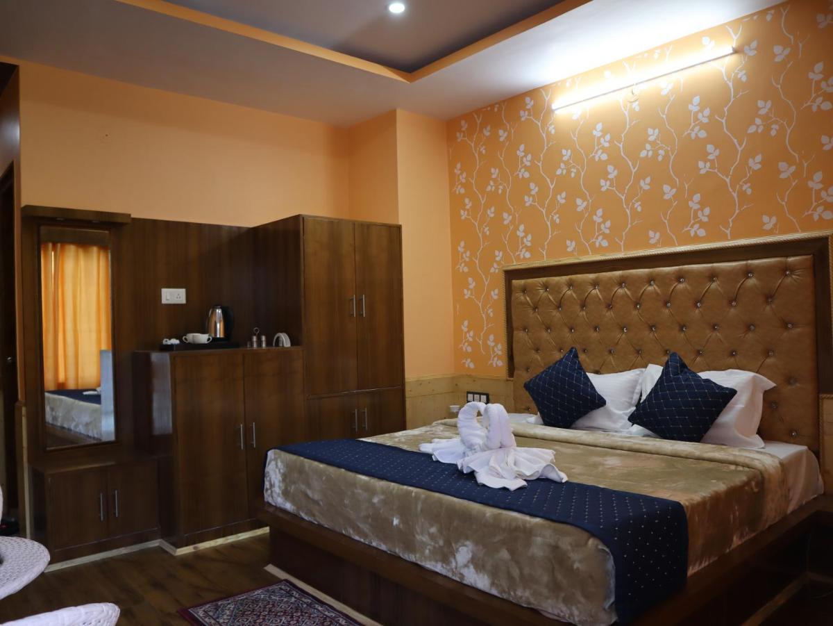 Suitetrails - Naldehra Greens