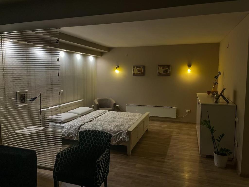 VNVP Black Amber - Housity