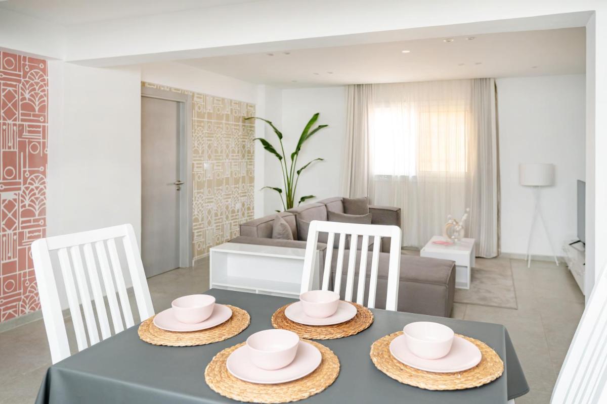 Brassbell apartments by the Pyramids - Housity