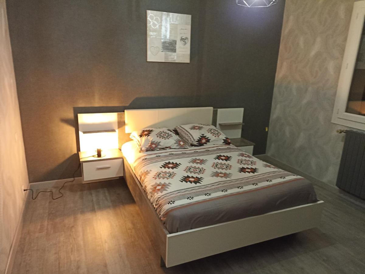 Gite AURIVES - Housity
