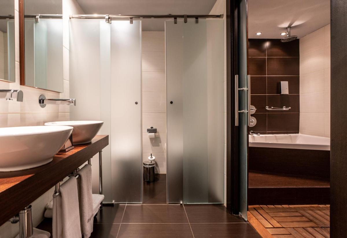 Un baño de Hotel La Trufa Negra