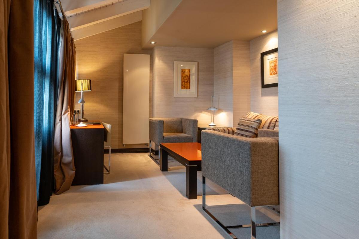 Cama o camas de una habitación en Hotel La Trufa Negra