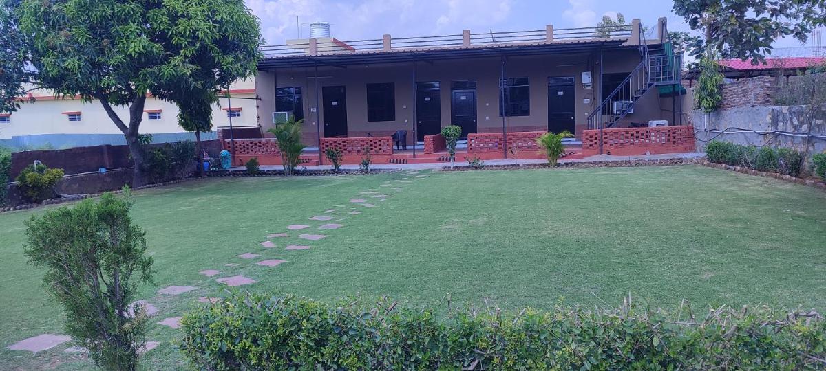 Aravali Bagh Palace - Housity