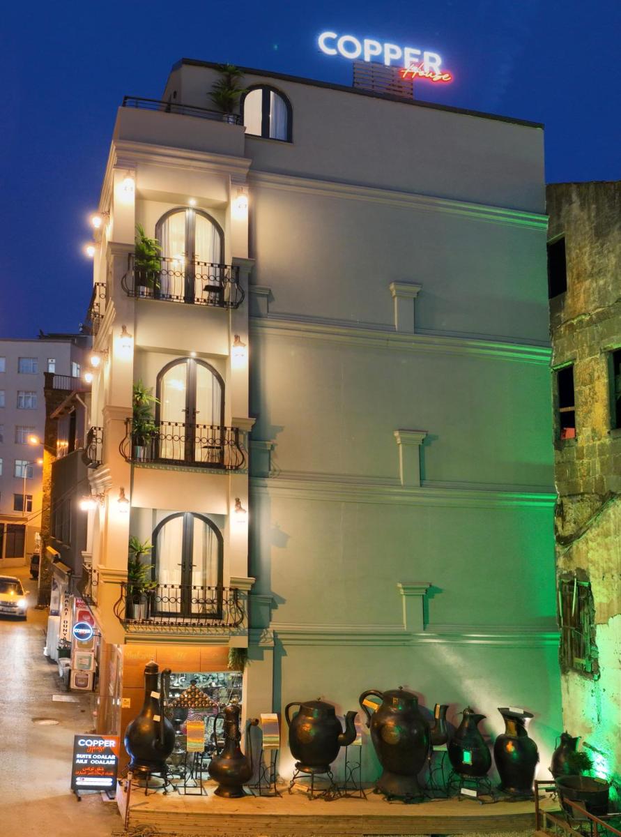 Copper House - Hizvo