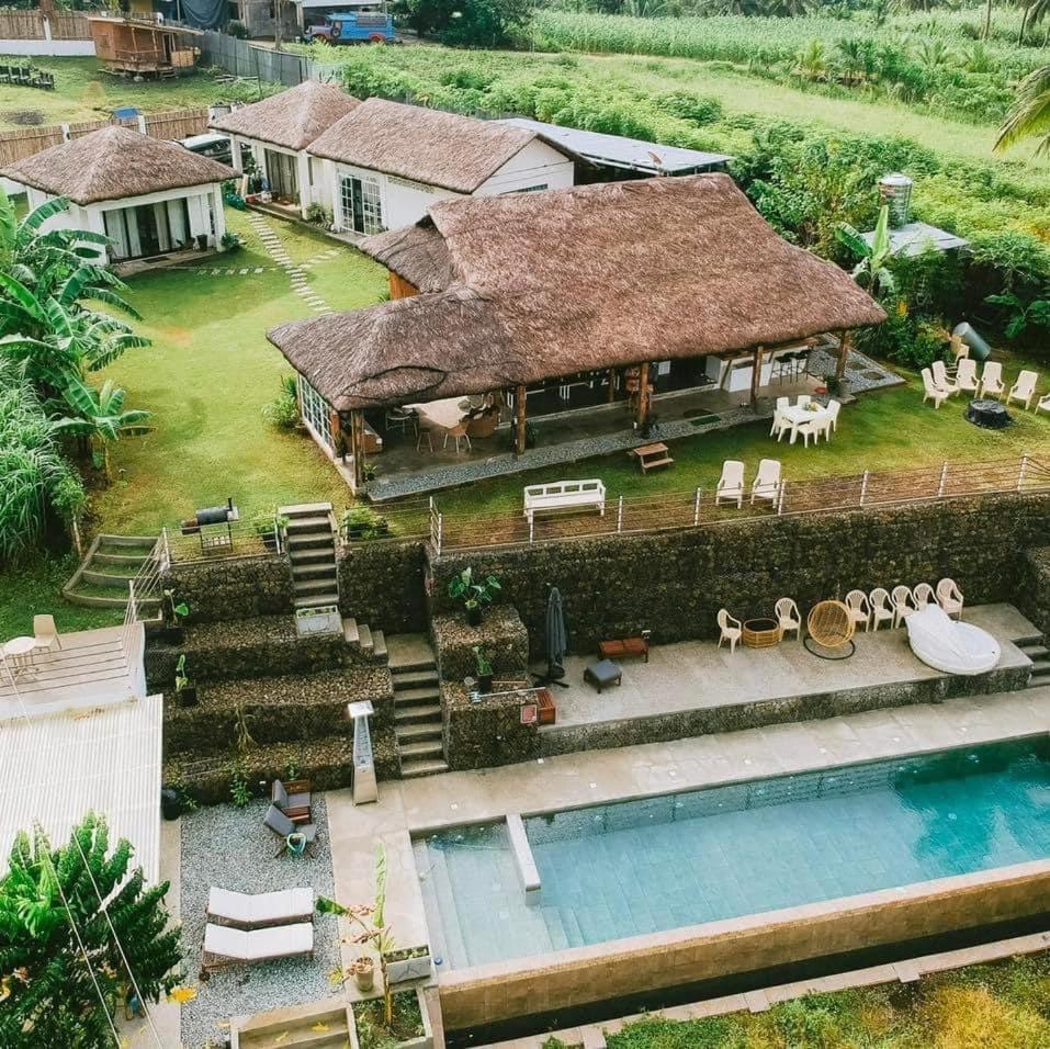 Semerad Farm - Housity