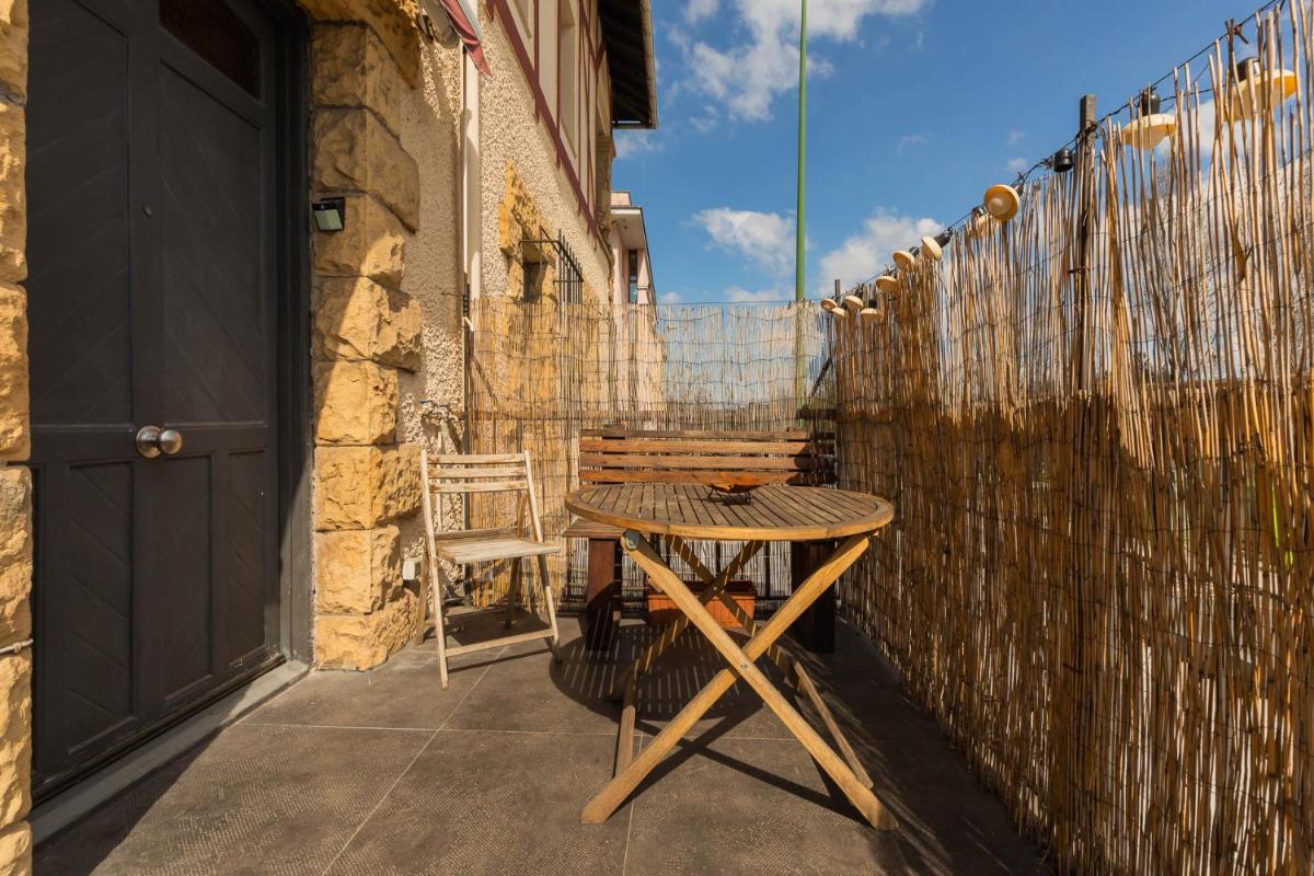 Neguri Acacias Apartment by Next Stop Bilbao - Housity