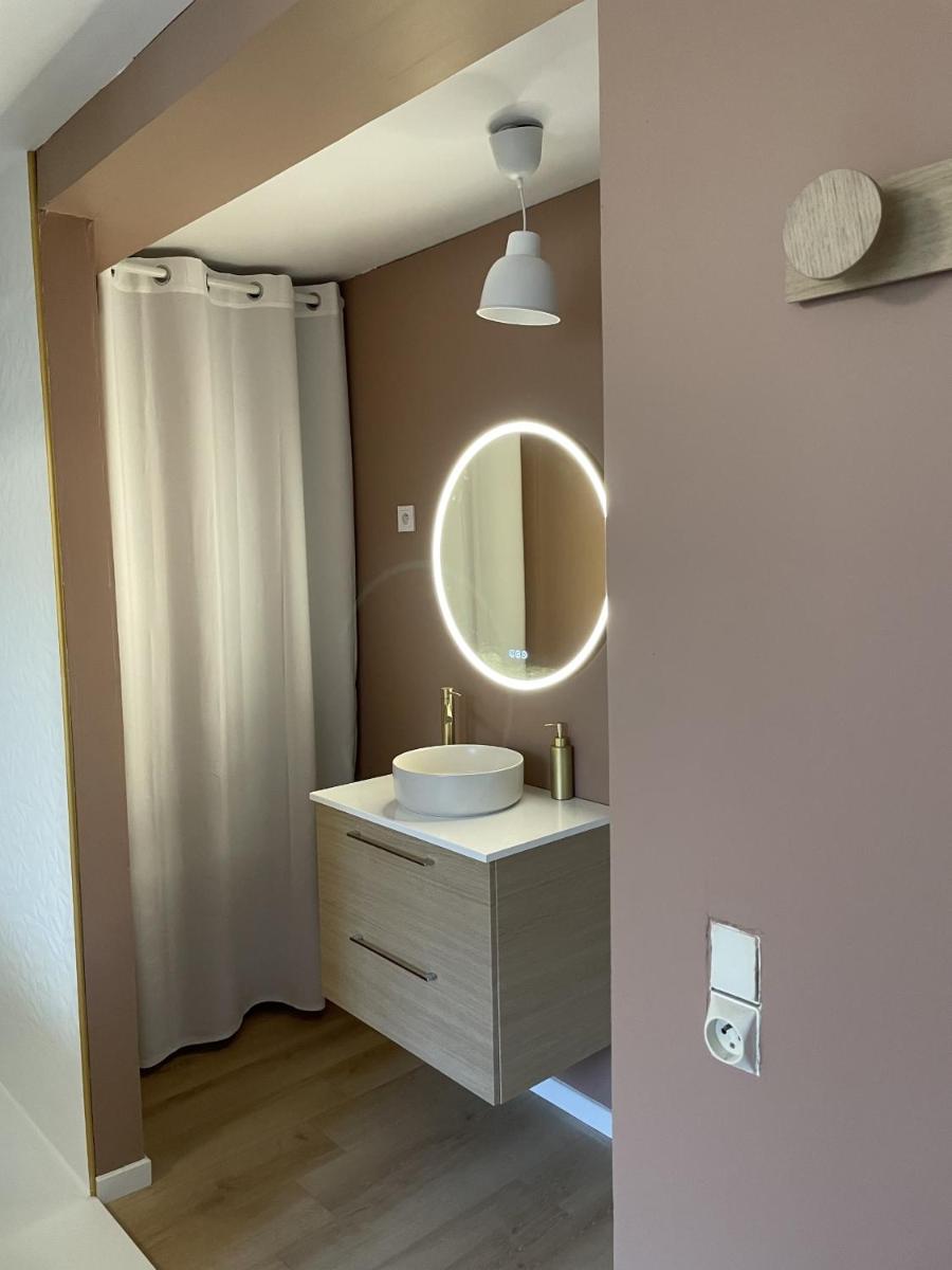 L instant Spa - Housity