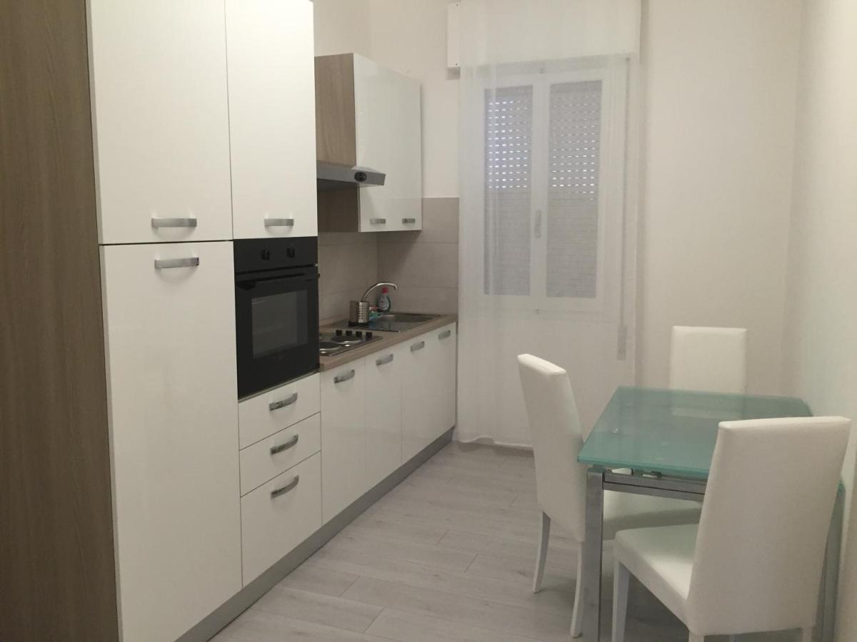 Sunday Apartments - Housity