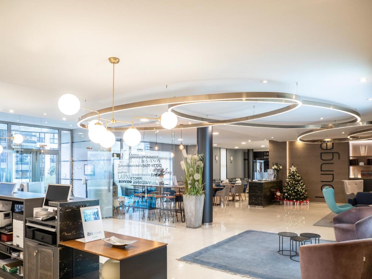 Suitetrails - Ibis Styles A Coruna