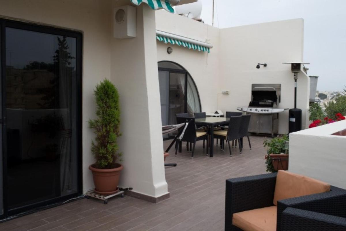 Lovely penthouse with private Sun Terrace - Housity