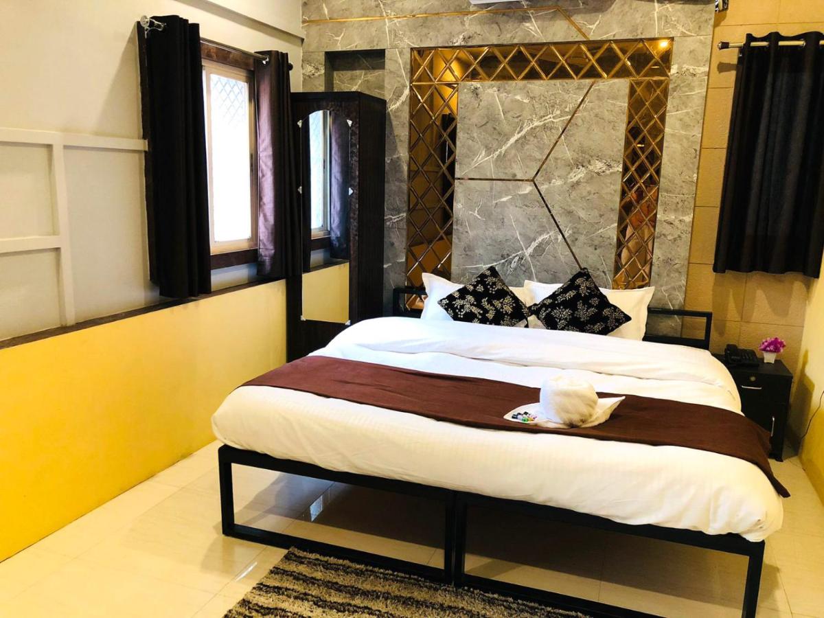 The Madaar House - Housity