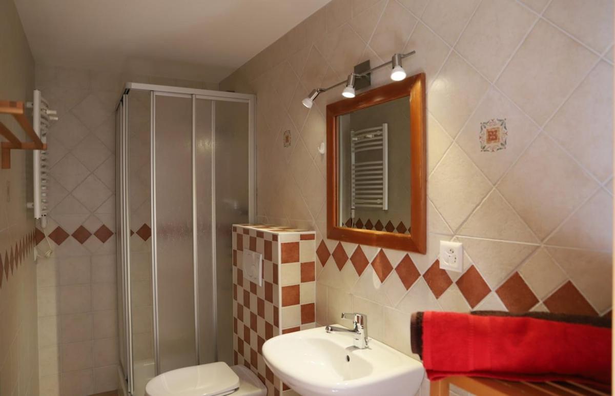 Petit nid douillet au coeur de SalvanLes Marécottes - Housity