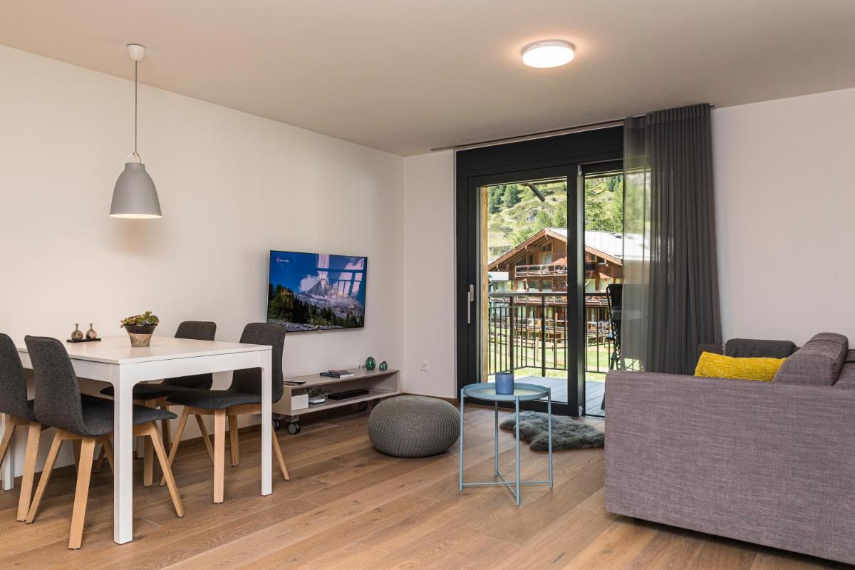 Suitetrails - Apartment in Chalet Pizzo Fiamma