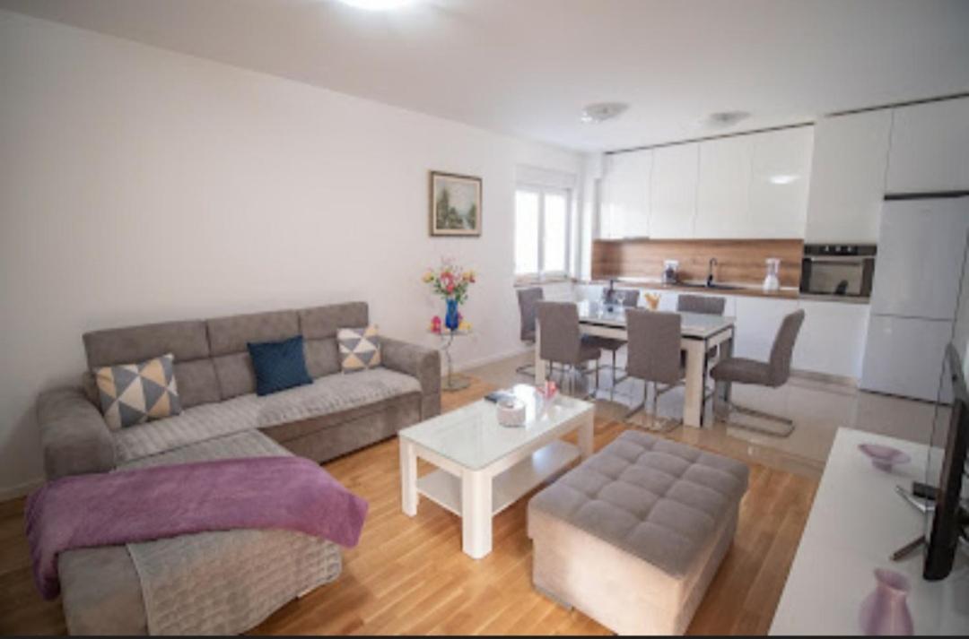Apartman San - Housity
