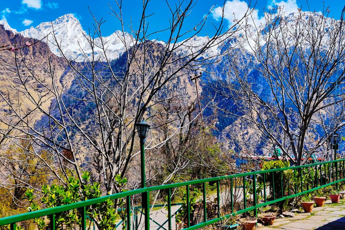 Himalayan High, Auli, By Himalayan Eco Lodges - Housity