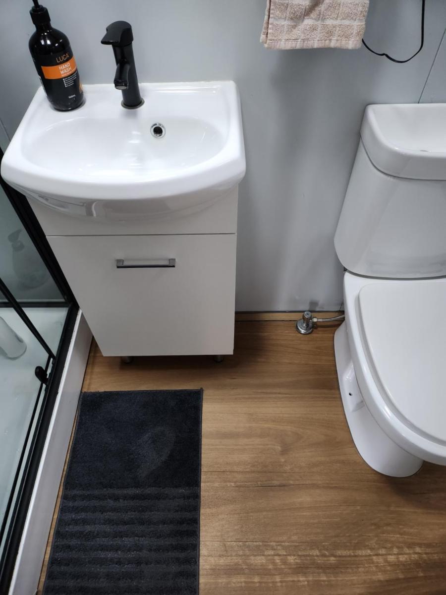 Tiny Home - Bluebird - Housity