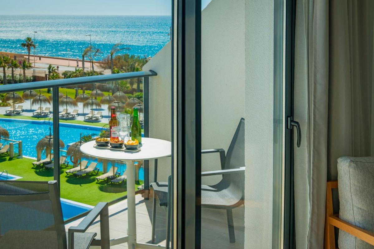 Piscina en o cerca de Cabogata Beach Hotel