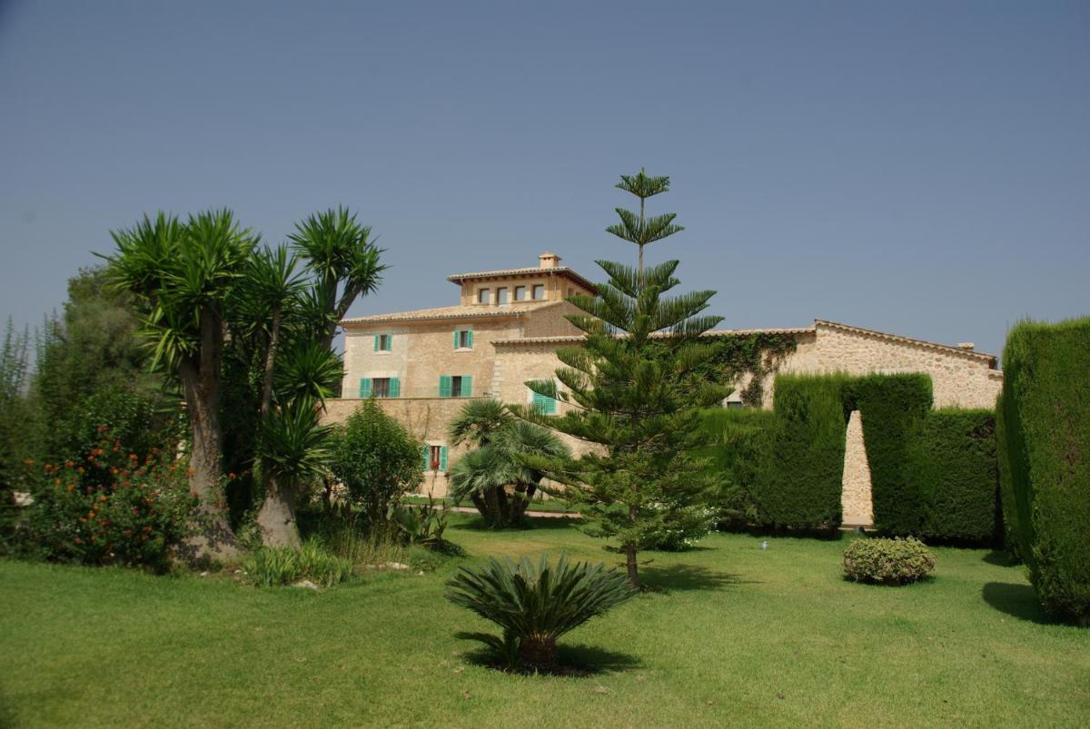 Jardín al aire libre en Sa Cabana Hotel & Spa - Adults Only
