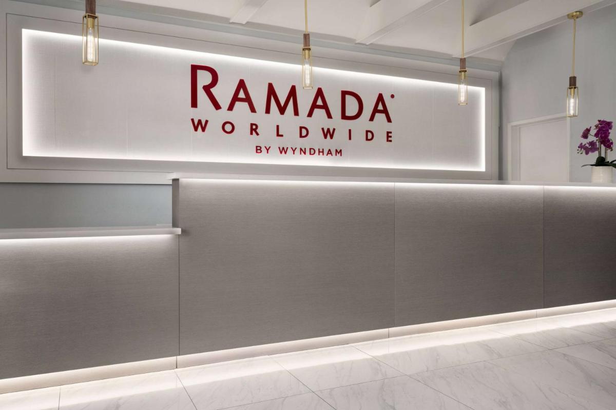 Ramada by Wyndham Anaheim Convention Center - Housity