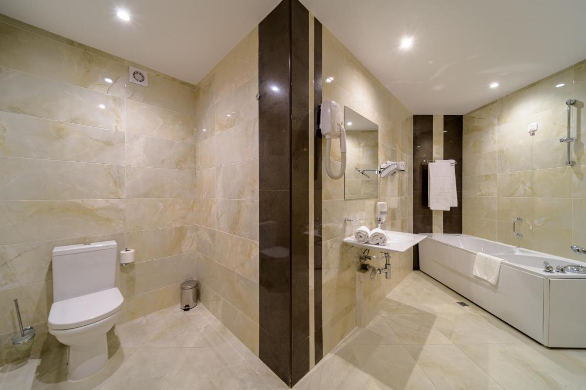 Rosslyn Dimyat Hotel Varna - Housity