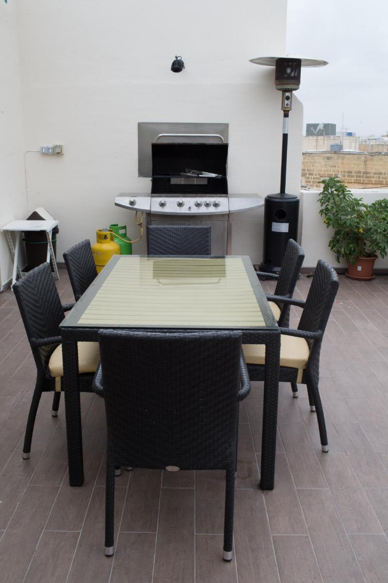 Lovely penthouse with private Sun Terrace - Housity