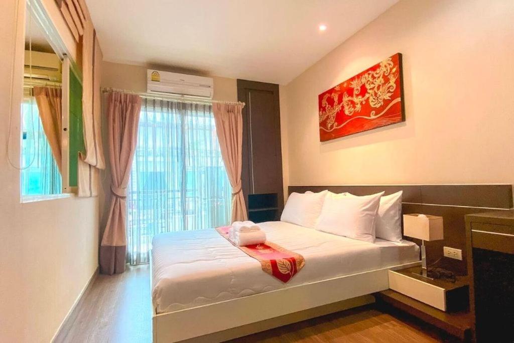 Suitetrails - Best Location in Patong Near Seafood Market