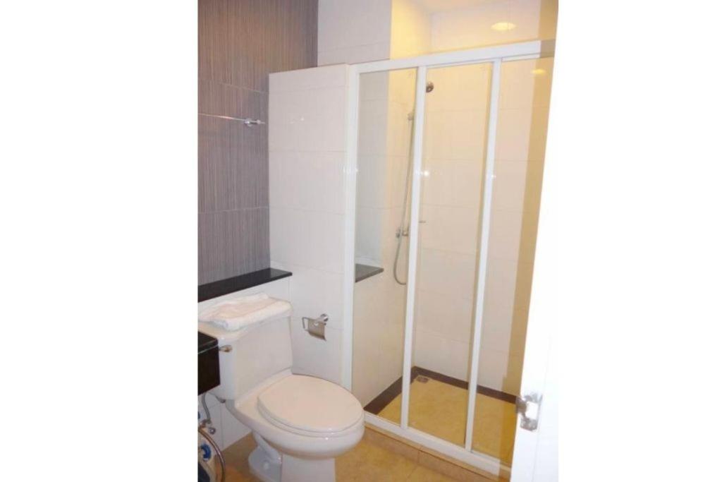 Best Location in Patong Near Seafood Market - Housity