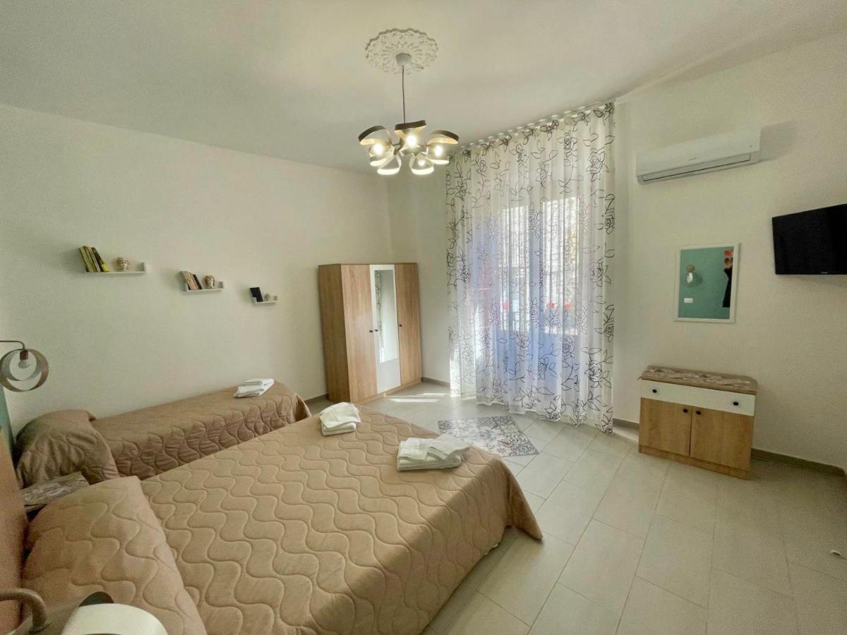Rose Rosse - Sicily Holiday House - Housity