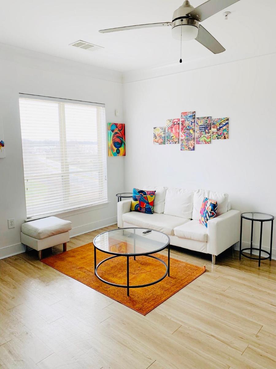 Brickhouse Staycations - Housity