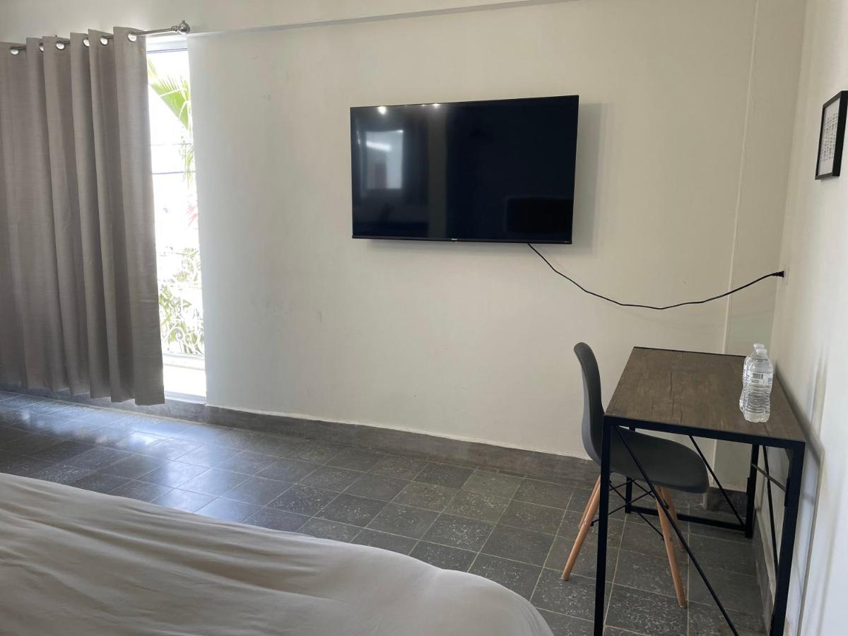 Tibeti Estudio con balcón, nuevo y céntrico - Housity