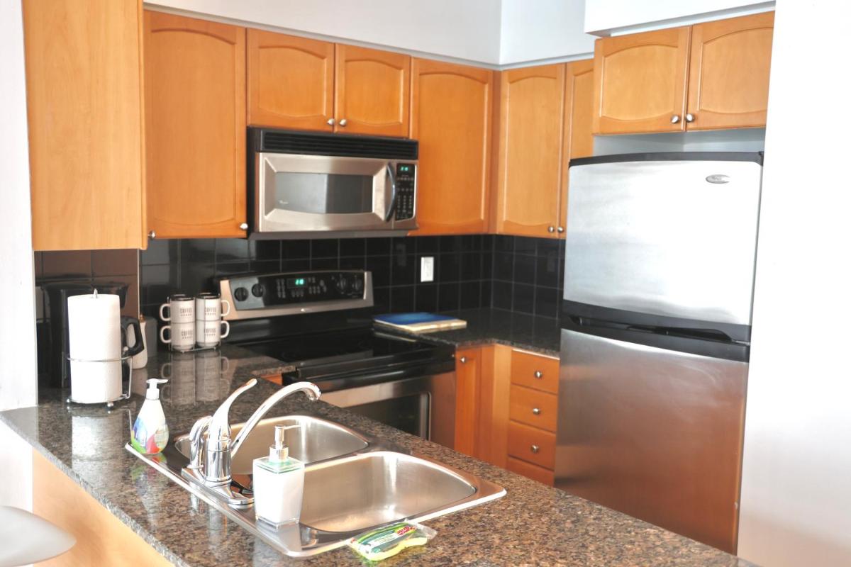 Penthouse with Stunning views - Housity