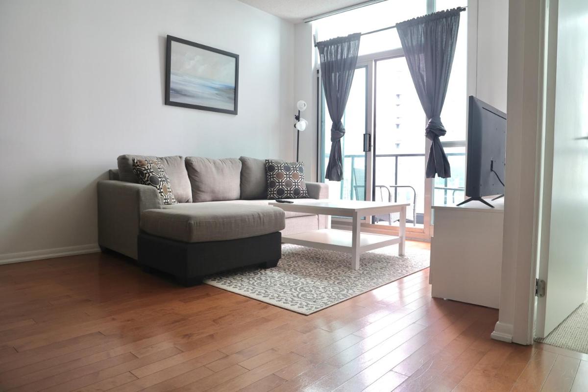Penthouse with Stunning views - Housity