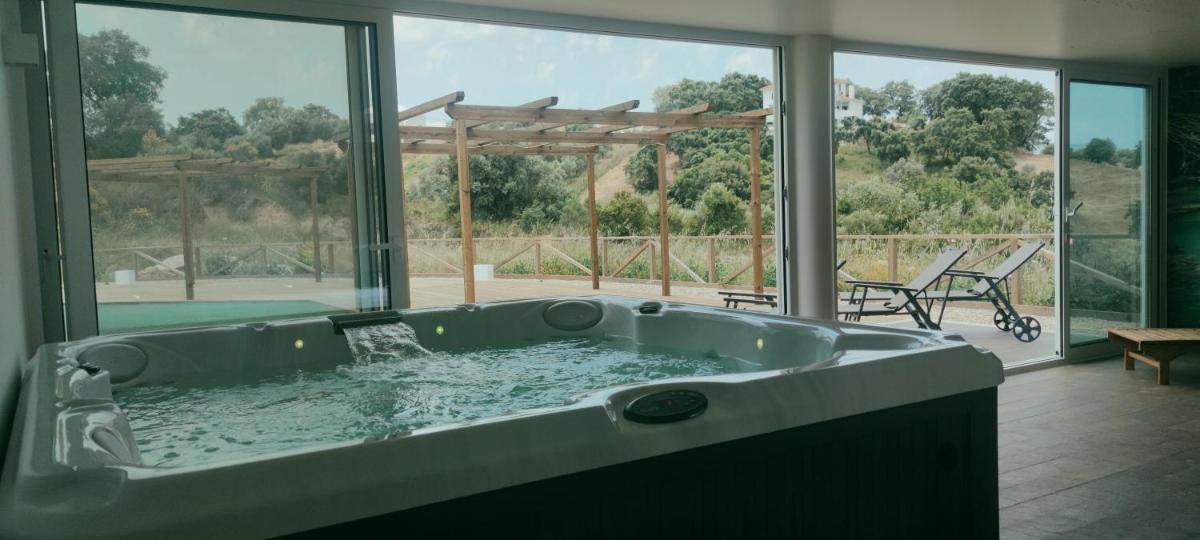 Imagem da galeria de Aires da Serra Hotel em Torres Novas
