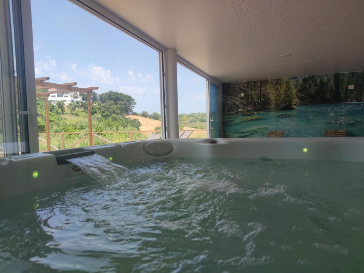 Imagem da galeria de Aires da Serra Hotel em Torres Novas